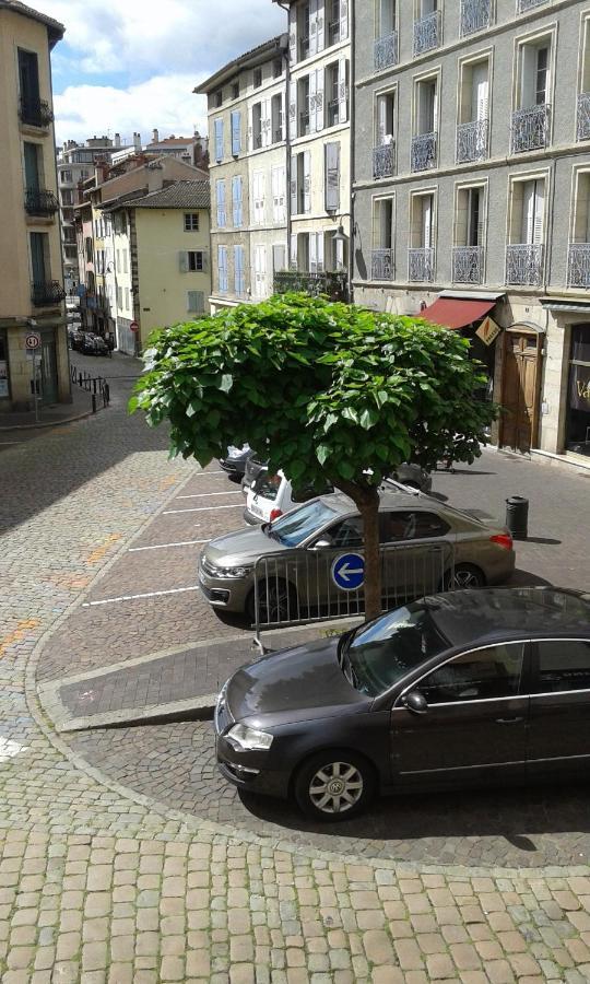 Le Sultan Du Theron 1Er Etage Appartement Le Puy-en-Velay Buitenkant foto